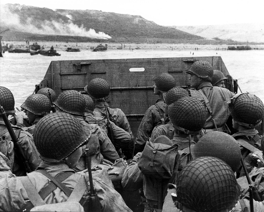 U.S. Army troops in an LCVP landing craft approach Normandy's "Omaha" Beach on D-Day in Colleville Sur-Mer, France, June 6 1944. (OSV News photo/Army Signal Corps Collection, U.S. National Archives handout via Reuters) MANDATORY CREDIT. NO ARCHIVES. MUST DISCARD 30 DAYS AFTER DOWNLOAD.