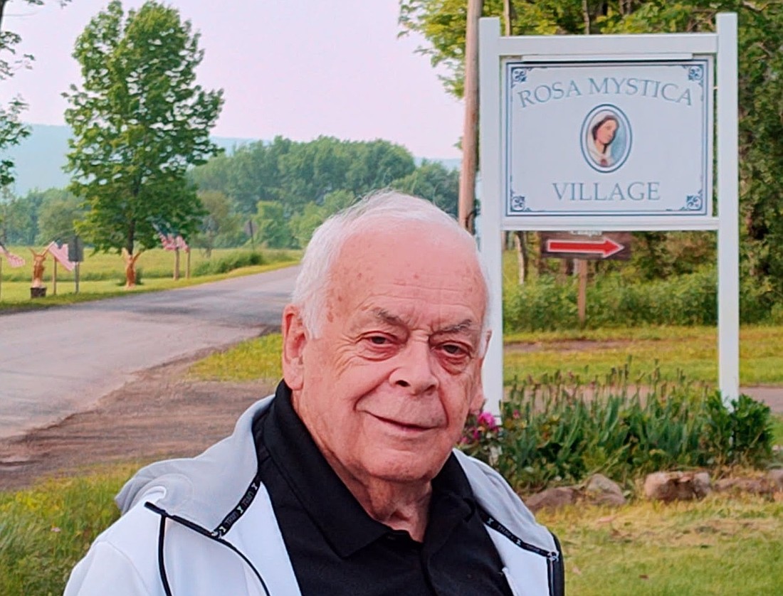 Paul L. Ladouceur, 93, and son make pilgrimage to all five diocesan sites. 
(Provided photo)
