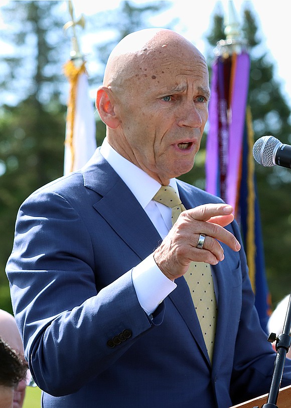 Brigadier General  (ret.) William Martin, Class of 1974, delivers the commencement address during La Salle Institute's 176th Commencement Ceremony on May 16. (Tom Killips photo)