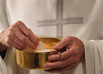 Bishops vote to draft teaching document on the Eucharist