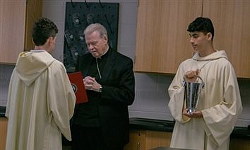 Bishop blesses St. Pius’ new Science Lab