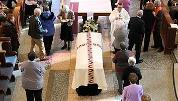 Priest’s plea: Please have a funeral Mass