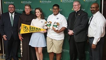 ND-BG, Siena sign admission agreement